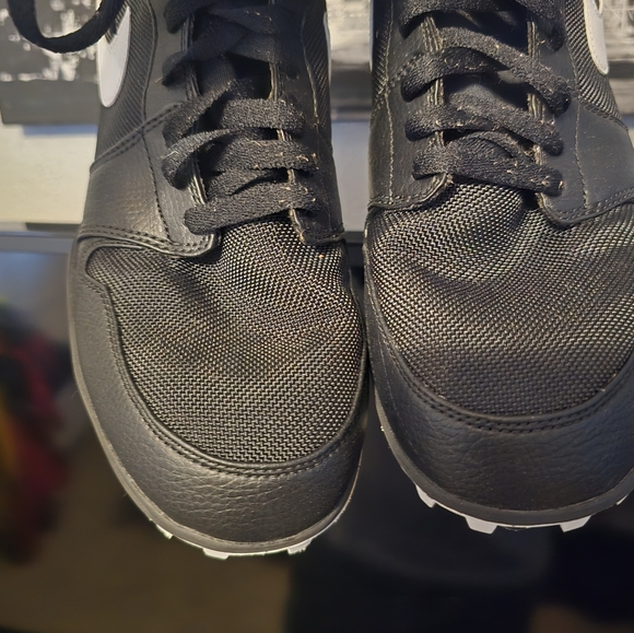 Nike Rare Nike Air Jordan 1 Mid TD Football Cleats AR5604-001 Men's Size 10 - Picture 5 of 6